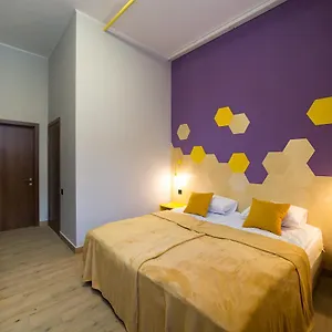 Hotel Bee Station, Kiev