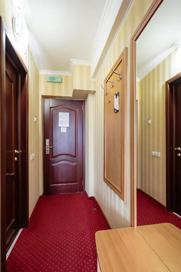 Tourist Hotel Complex Κίεβο 3*,